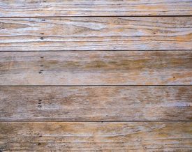 Ancien parquet en bois usé et rayé